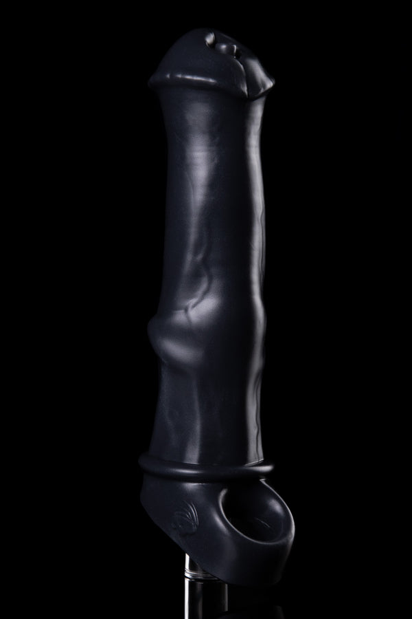 Zweihander Wearable (all sizes, Black)