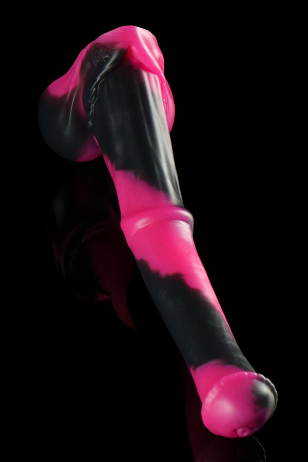 Misforged Zweihander (small, 4) #2305