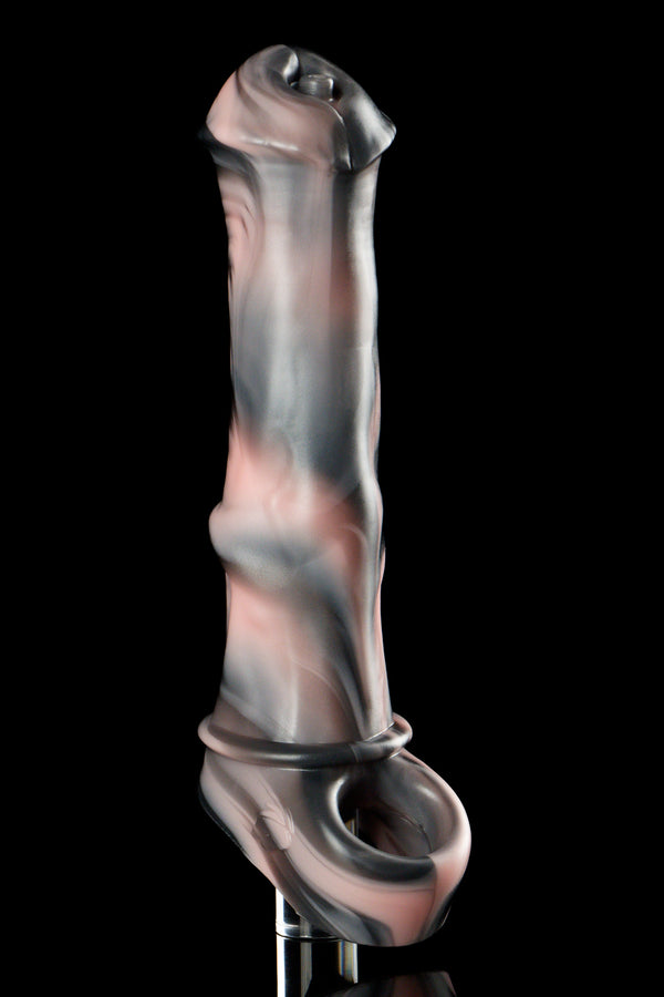 Misforged Zweihander Wearable (large, 6.5 in) #2377